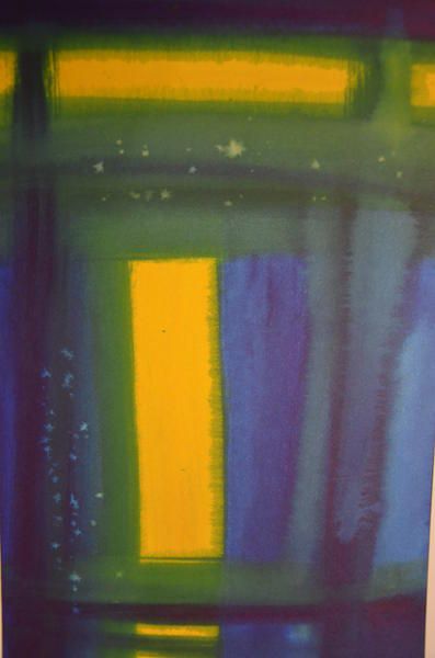 Abstraktes Gemälde in Gelb, Blau und Grün mit leuchtenden Streifen und kleinen Sternen